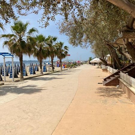 Lungomare Holiday Apartments Durrës Buitenkant foto
