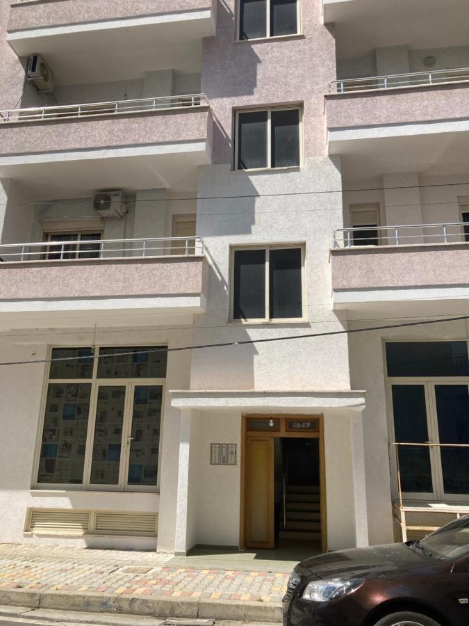 Lungomare Holiday Apartments Durrës Buitenkant foto