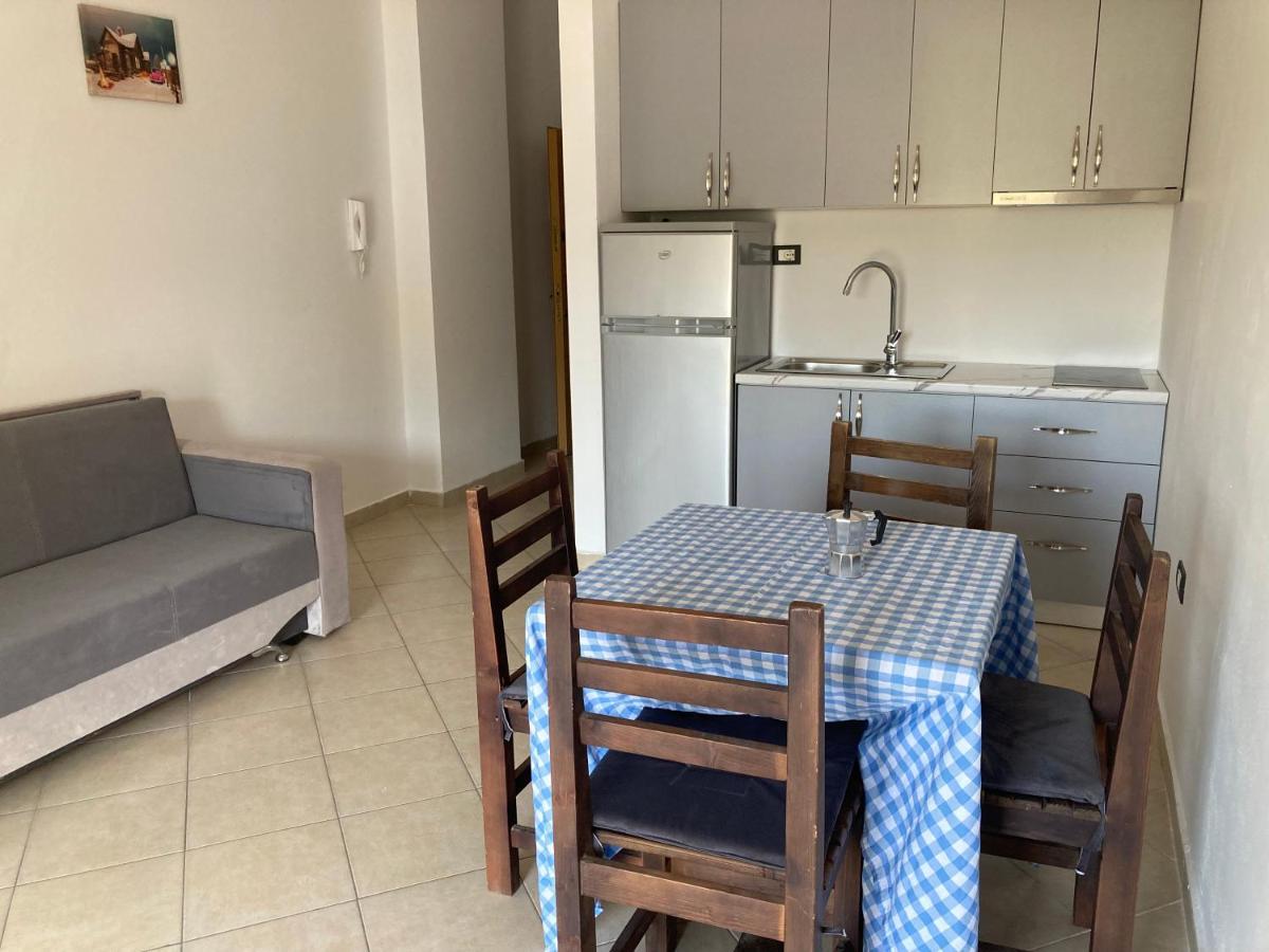 Lungomare Holiday Apartments Durrës Buitenkant foto