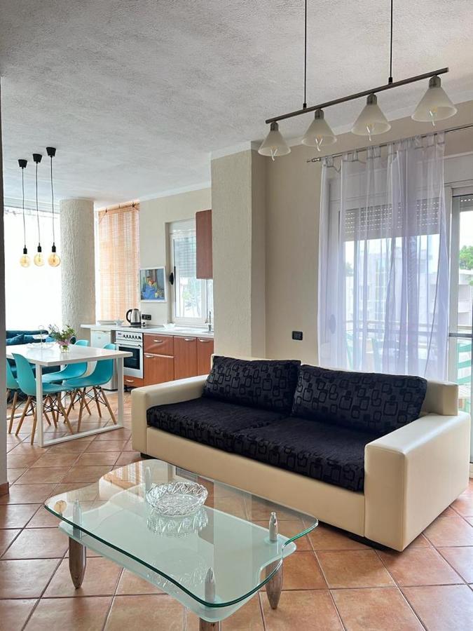 Lungomare Holiday Apartments Durrës Buitenkant foto